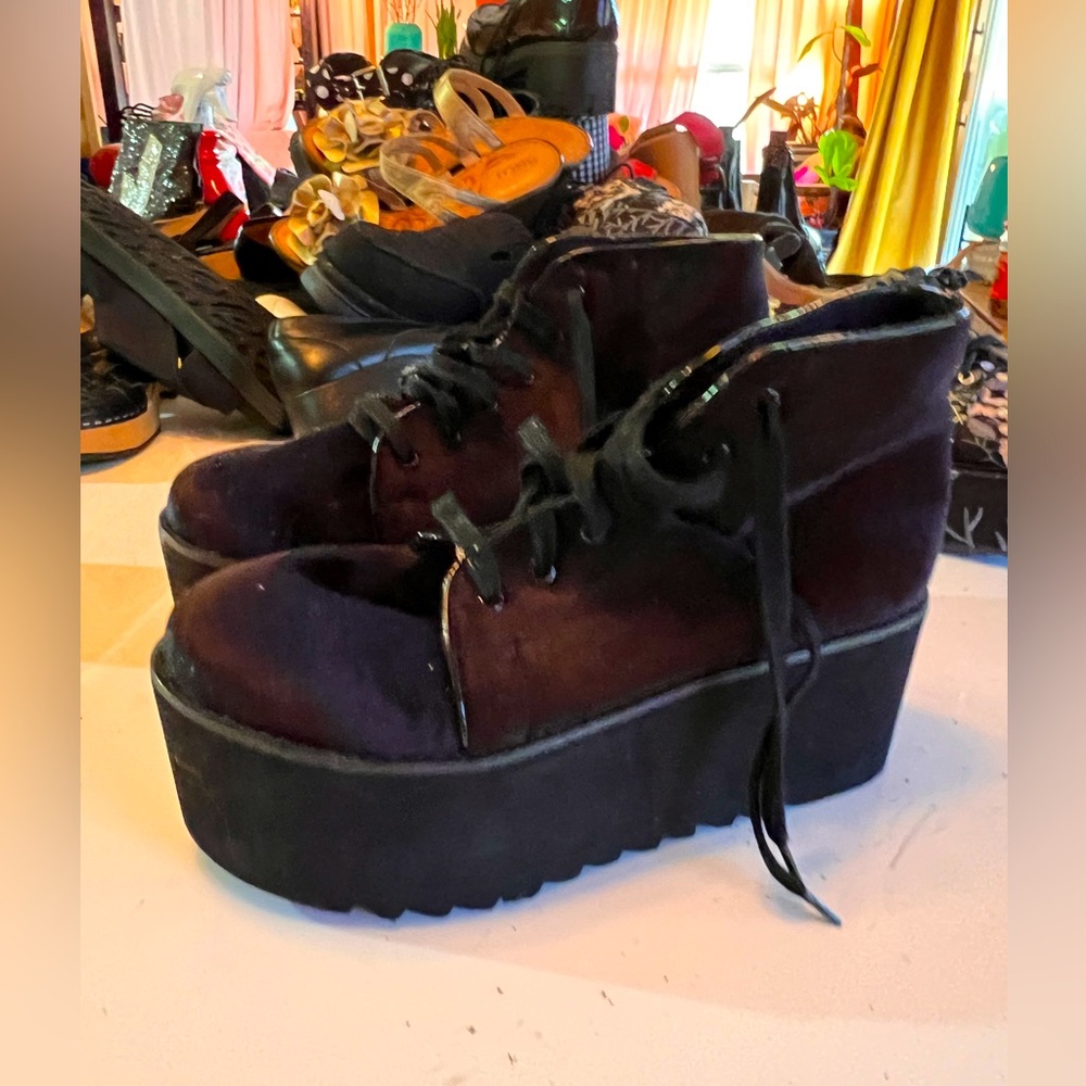 Privileged black velvet flatform boots. 8.5